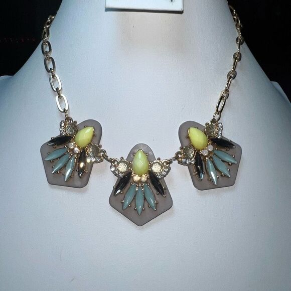 Gold Tone Paper Clip Chain Art‎ Deco Style Statement Bib Necklace - Picture 4 of 7